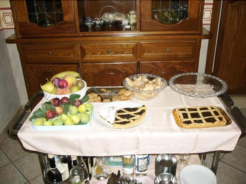 Hotel Tiziana Montepulciano Stazione Kültér fotó